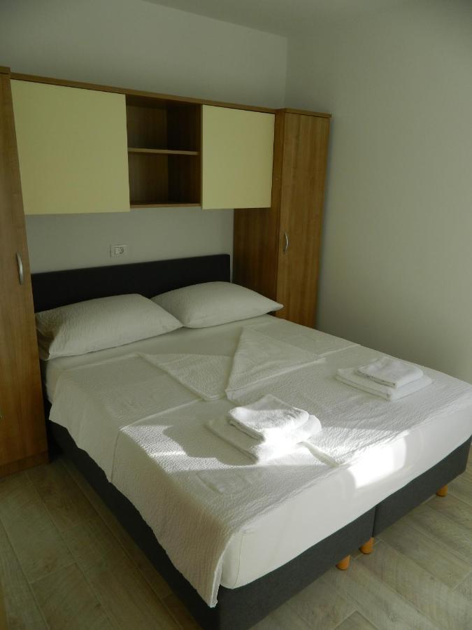 Db1 & Db2 Lägenhet Dubrovnik Exteriör bild